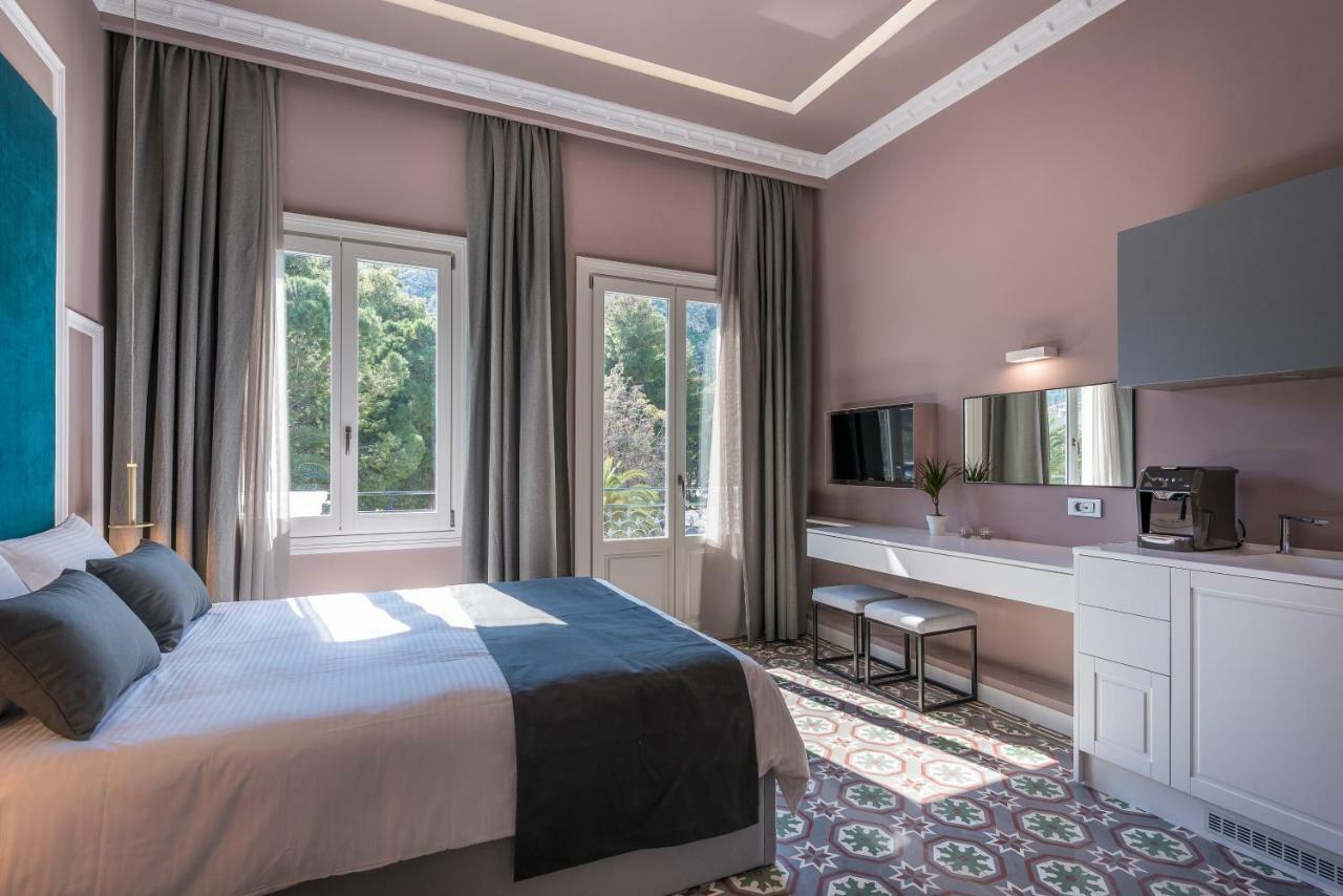 Lestel Boutique Suites Nauplion Buitenkant foto